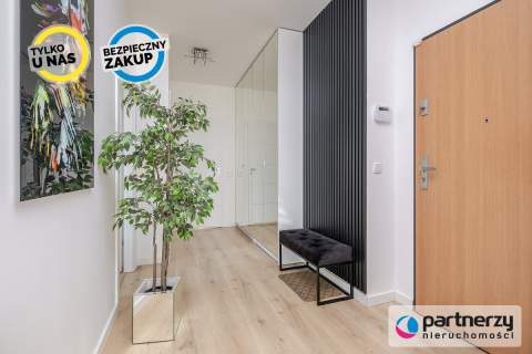 Elegancki 4 pokojowy apartament 104m2