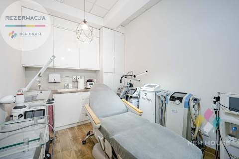 45m2, lokal z witryną, ul. Armii Krajowej
