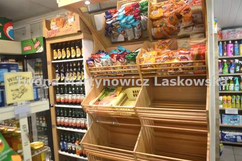 Dom wolnostojący z tarasem i lokalem - Ścinawa