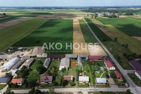 DZIAŁKA z zabudowaniami 1562 m2 Truskolasy