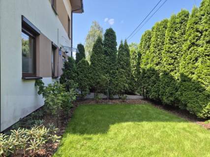 Luksusowy apartament z pieknym ogrodem