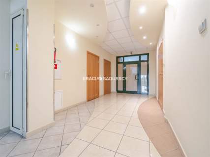 lokal biurowy w biurowcu 11m2 Pradnk Bialy