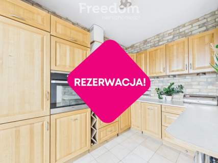 Dwustronne, trzypokojowe mieszkanie blisko Gdańska