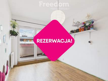 Dwustronne, trzypokojowe mieszkanie blisko Gdańska