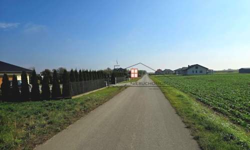 Surochów, działka z WZ-tką, oferta tygodnia