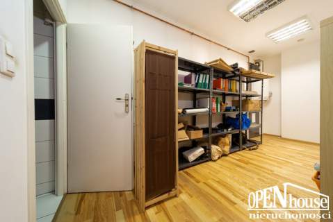 Lokal Karlino   Plac Jana Pawła II 13 64,43 m 