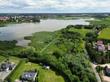 Działka z pierwszą linią brzegową na Mazurach
