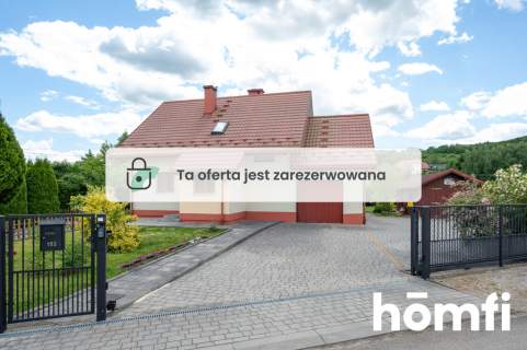 Zadbany dom z pięknym ogrodem 4 sypialnie Salon