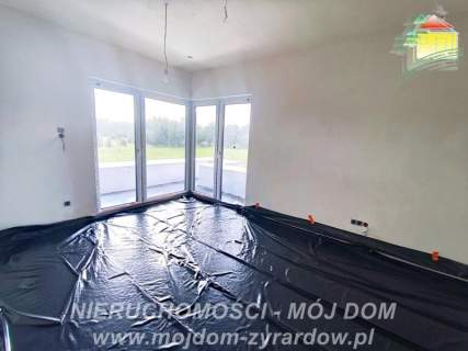 Nowoczesny dom do wykończenia, dobra lokalizacja.