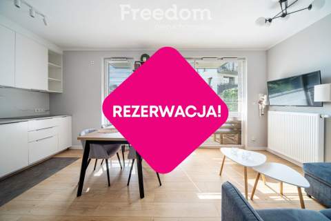 Przytulna i nowoczesna kawalerka z ogródkiem