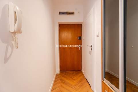 Eleganckie 2-poziomowe na Woli Justowskiej, garaż