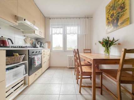 os. Piastów, przestronne, osobna kuchnia, duży balkon