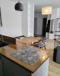 Luksusowe 3 pokoje z balkonem, garaż