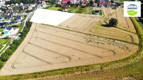 Działki z wodą miejską i utwardzoną drogą -PSZENNO