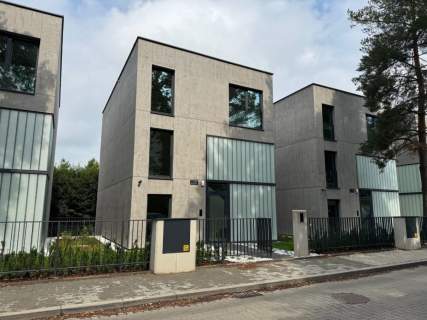 Dwupoziomowy Apartament z Tarasem i Smart Home