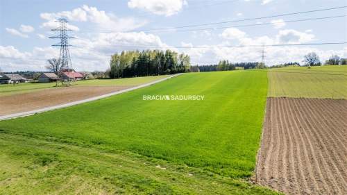 Działka budowlana / 34 24 ar