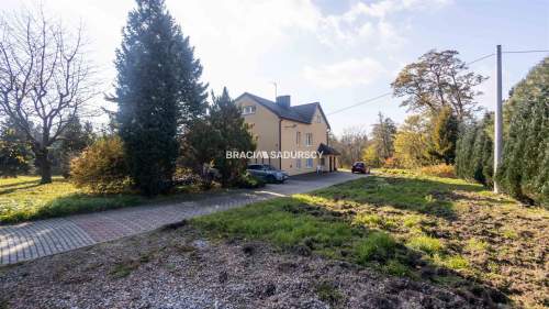 DOM Z ATRAKCYJNĄ, DUŻĄ DZIAŁKĄ 32 ARY INWESTYCJA