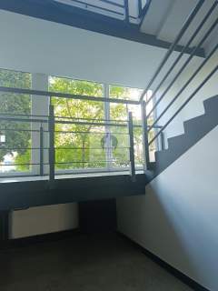 Włochy lokal biurowy 35,20m2 do wynajęcia