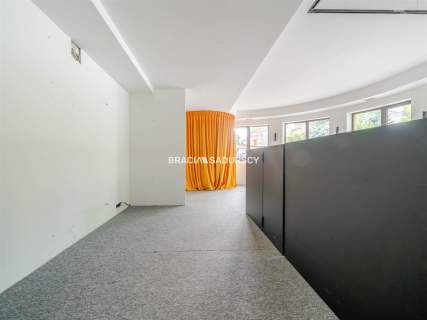 lokal handlowo-usługowy lub biurowy 100m2 Olsza