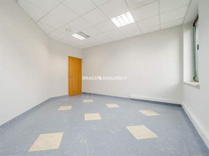 LOKAL OK 15,5 M2 BIUROWY PRĄDNIK BIAŁY -BIUROWIEC