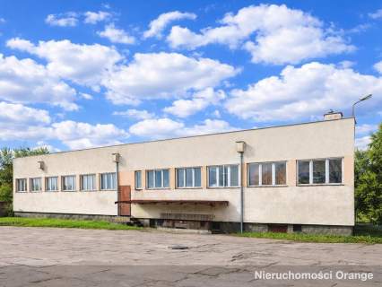 Budynek na akademik, hostel lub mieszkania