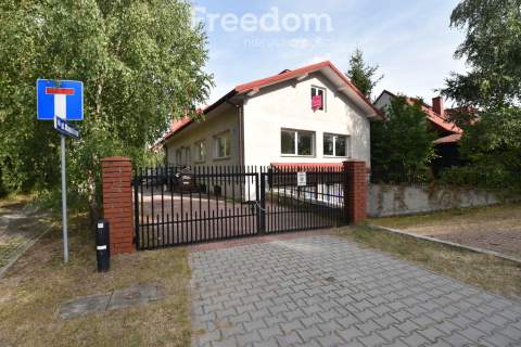Budynek usługowo-mieszkalny