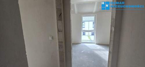 Dom 156 m z ogrodem, garażem i 4 sypialniami