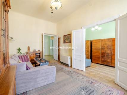 Mieszkanie w Kamienicy 58,6m2 z piwnicą 18m2
