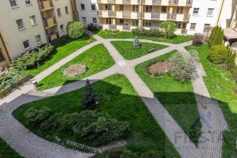 Bielany 47,6 m2 2pok. kuchnia- anex balkon garaż