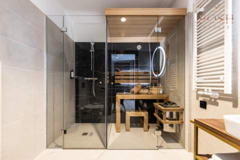 widok na basen inwestycja balkon własna sauna