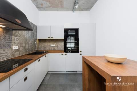 Klimatyczny loft na Zabłociu - 2 pokoje.