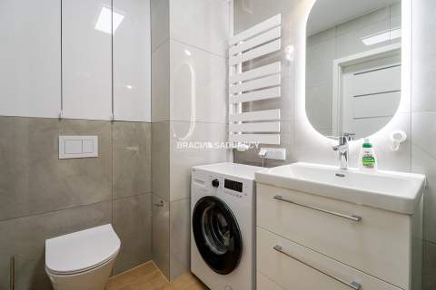 2 pokoje balkon tramwaj centrum miasta
