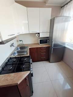 3 pokoje o pow. 48m2, balkon, III p., os. Asnyka