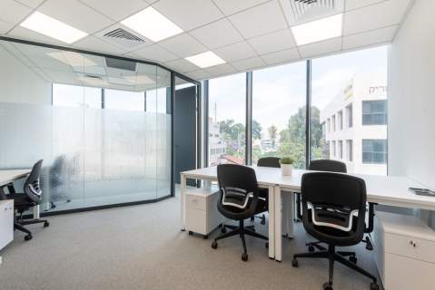 Znajdź własne biurko w Spaces Koneser Building M