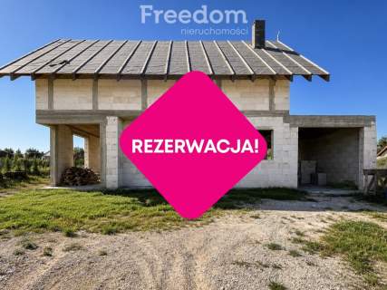 Dom w Olsztynku z dużą działką
