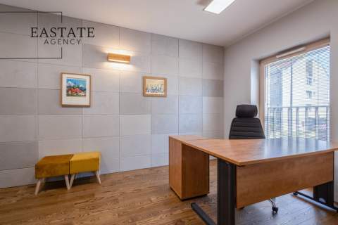 Prestiżowe biuro z Salą Konferencyjną, 1 piętro