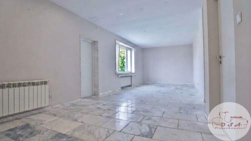 Biura wysoki standard 130 m2 duży parking Krosinko