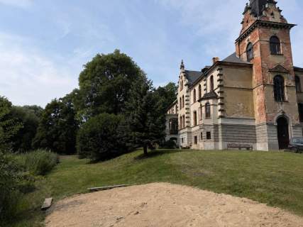 Zabytkowy pałac 1 160 m 2,57 ha parku Wrocław