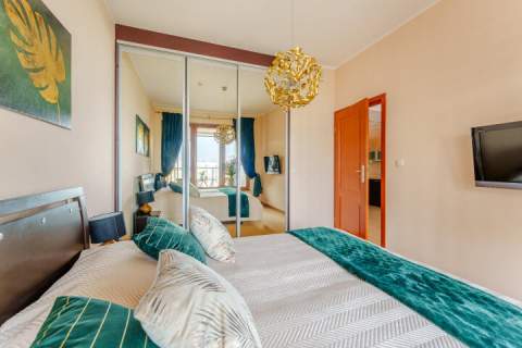 Apartament z miejscem postojowym w hali garażowej pod budynkiem