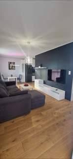 Słoneczny apartament Gdańsk klima deski dębowe