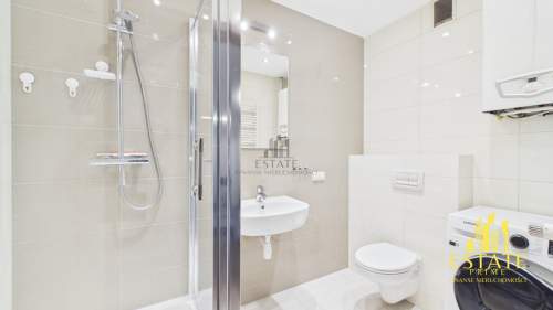 Na sprzedaż 2 pokoje, 58 m2, 1 piętro