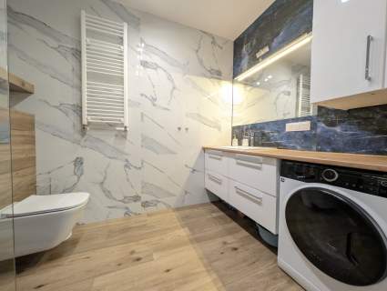 APARTAMENT 3 POKOJE 64,17 m WYSOKI STANDARD 2 BALKONY NOWY 