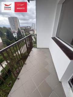 3 pokoje, Karwiny, po generalnym remoncie, balkon
