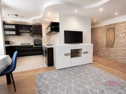 2-pokojowe mieszkanie na parterze Garderoba Balkon
