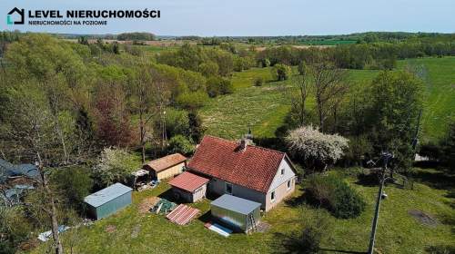 Dom na wsi Młynarska Wola
