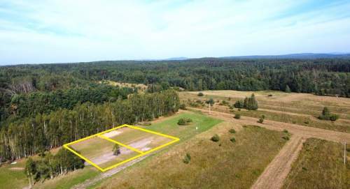 Działka budowlana przy lesie 2502 m2, Trzemosna