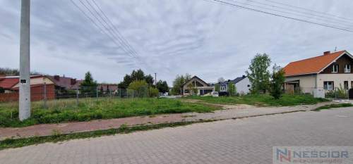 Piękna działka pod zabudowę jednorodzinną 800m2