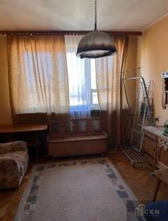 Wyjątkowe - 4 pokoje, 2 balkony, do remontu