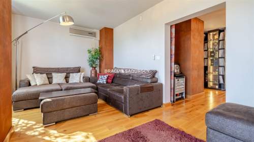 Penthouse / taras 120 m2 / 4 miejsca postojowe