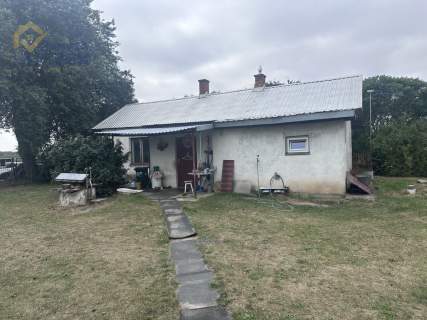 Działka rolna z budynkami - Pasikonie gm.Kampinos